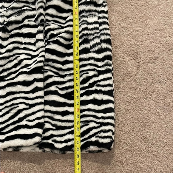 Stoosh Zebra Print Faux Fur Coat - Picture 6 of 7